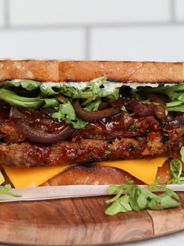 featured image for meatloaf sandwich showing final recipe.